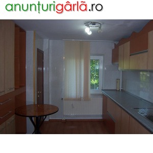 Imagine anunţ Vanzare apartament 4 camere, centruPopesti-Leordeni