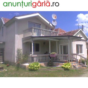 Imagine anunţ Vand (schimb) casa cu mansarda Zimandu Nou