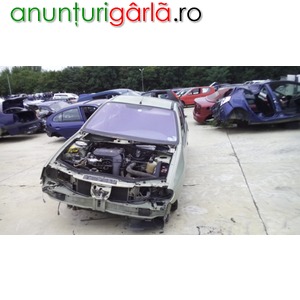 Imagine anunţ Dezmembrez Renault Megane, an 2000