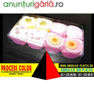 Imagine anunţ Cutii din plastic pentru petits fours, dulciuri Process Color