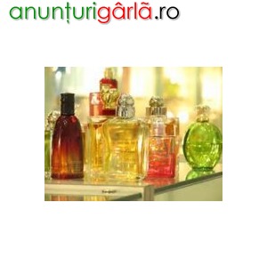 Imagine anunţ Angajator strain angajeaza femei, barbati, cupluri in fabrica de parfumuri 1400-1600 Euro