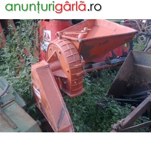 Imagine anunţ vand mori pt cereale actionate de tractor recent aduse in tara