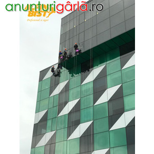 Imagine anunţ Spălare geamuri cu alpiniști utilitari Cluj-Napoca