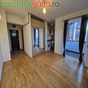 Imagine anunţ PARTICULAR VAND GARSONIERA